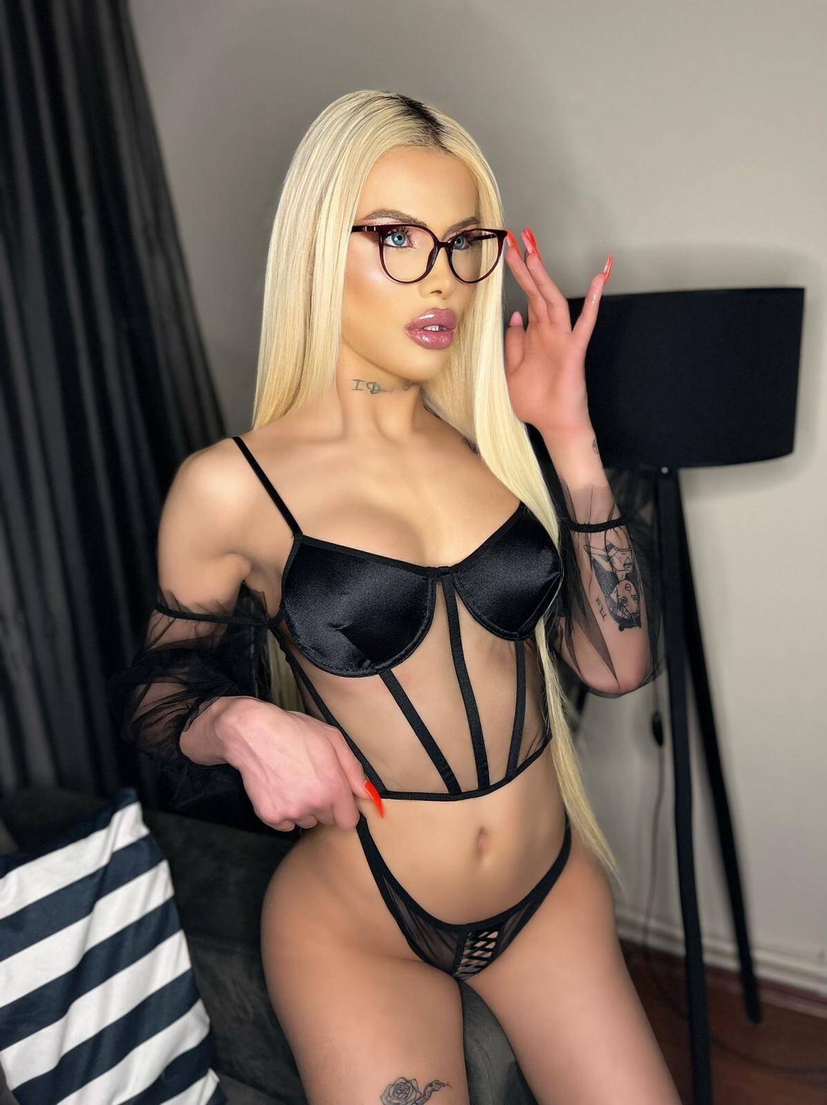 SİLİVRİ TRAVESTİLERİ  Sanal Sex: Yeni Bir Macera İçin Hazır Olun!